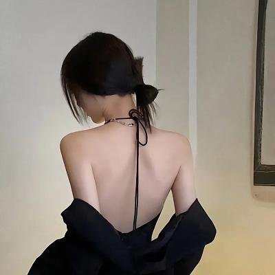 在凡妲的小房间里